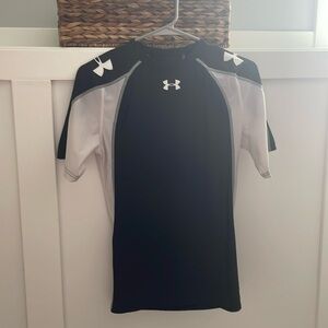 Under Armour Boys L Shirt